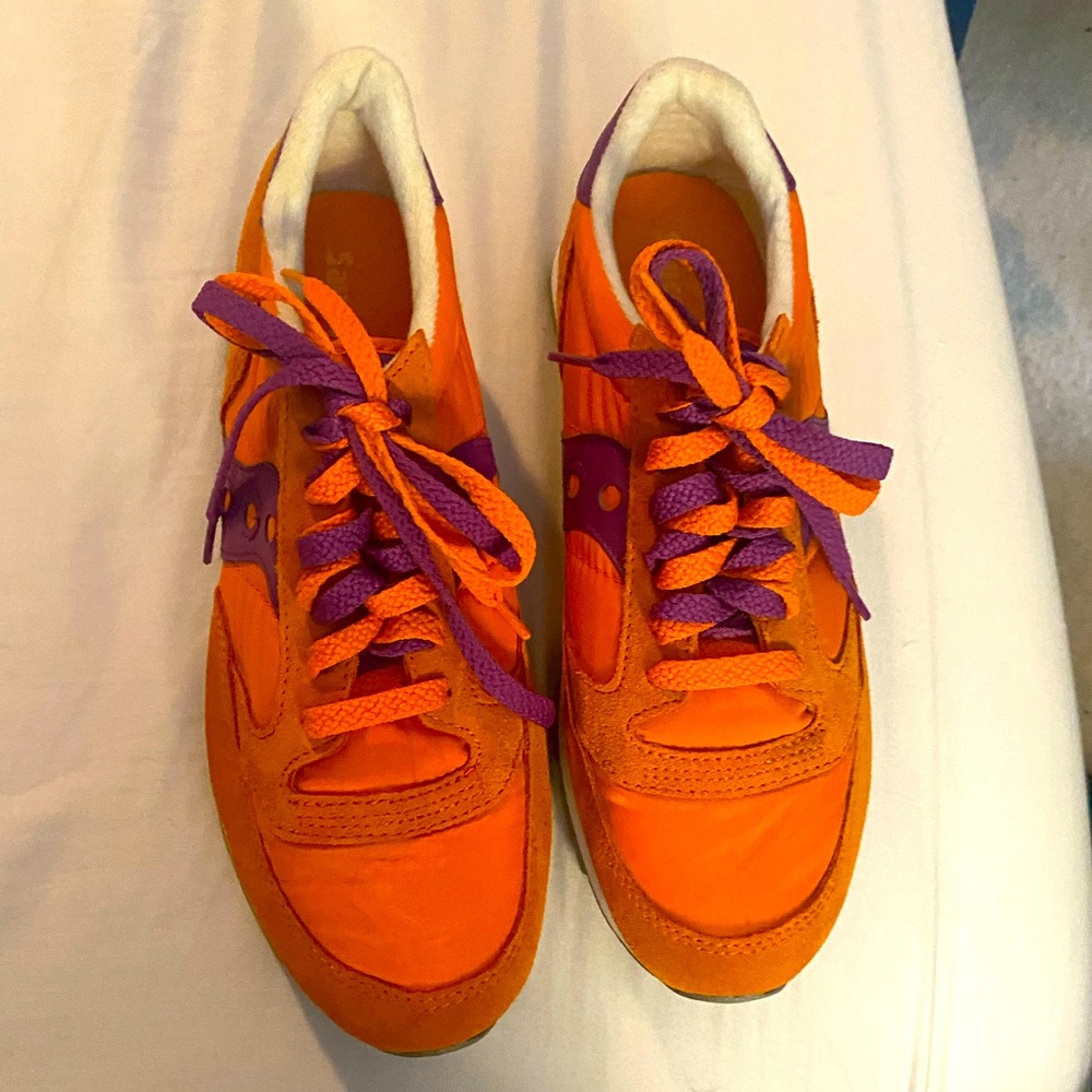 Saucony Jazz Orange/Purple kicks size 9 VGUC